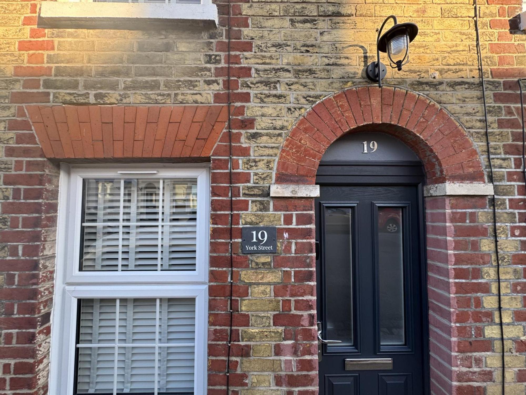考斯Driftwood House - Luxury Dog-Friendly Townhouse In Cowes, Steps From Marina别墅 外观 照片